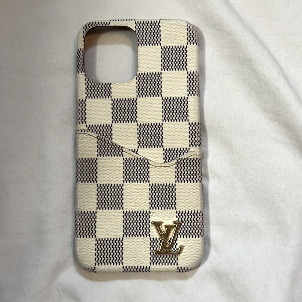 Luxury Louis Vuitton White Phone Case